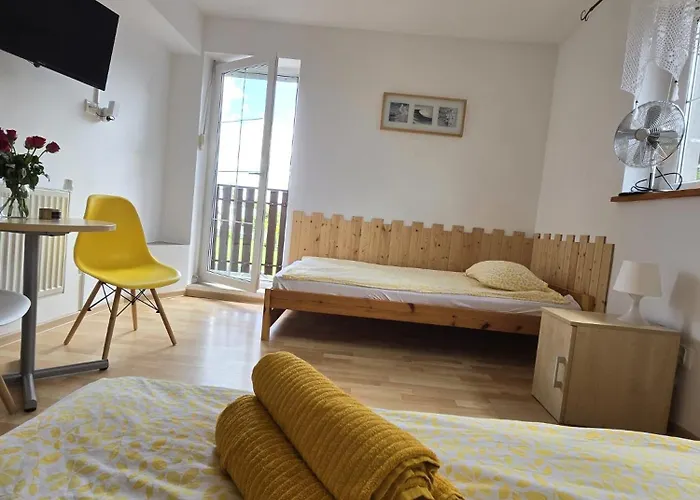 Mango Chlapowo בית אירוח *